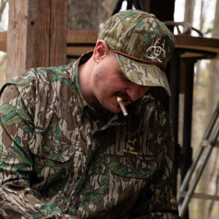 The ICONIC BLINDSIDE  – Mossy Oak® Greenleaf