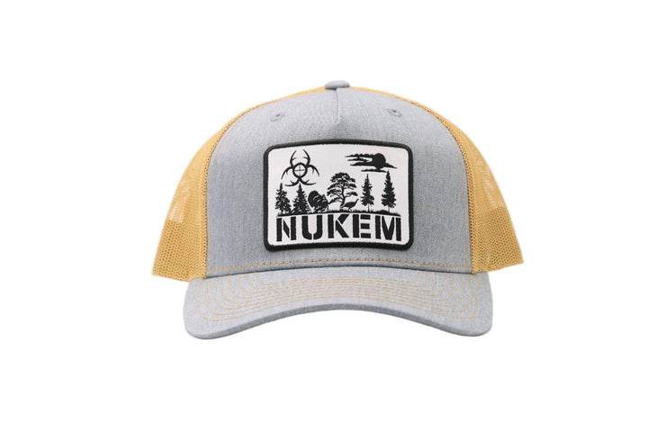 CHASIN’ TAIL –Golden Tom